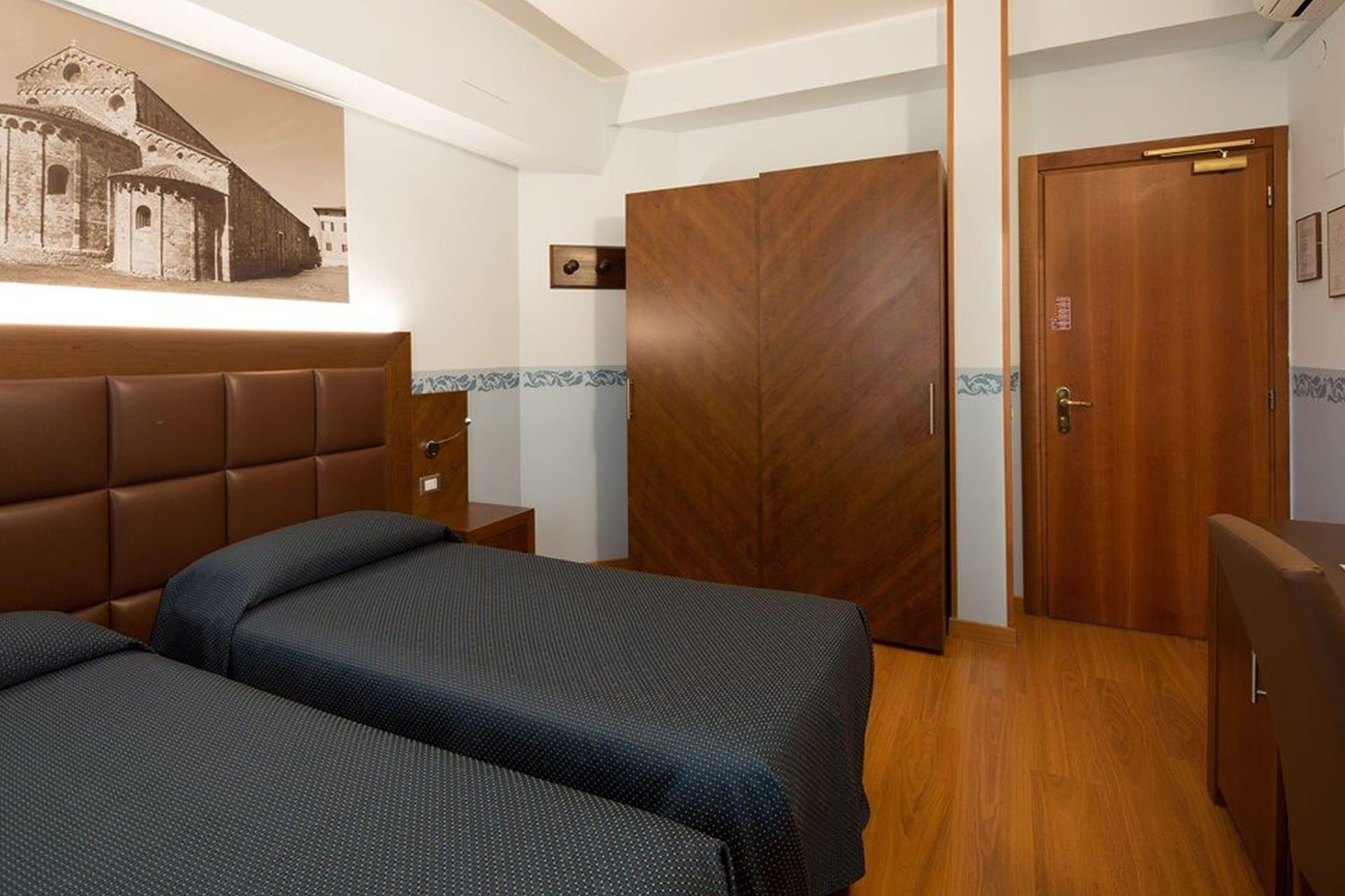 Hotel Terminus&Plaza Pisa Exterior foto