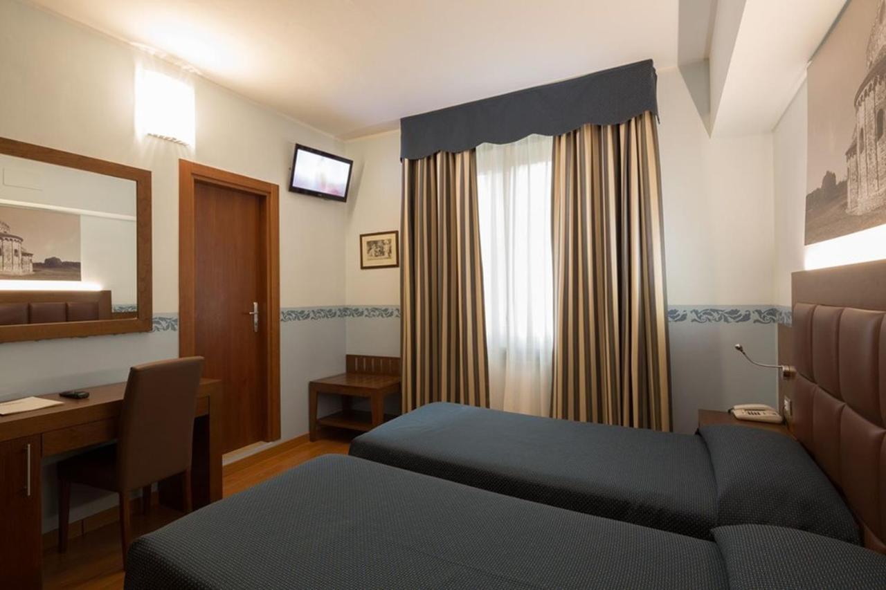 Hotel Terminus&Plaza Pisa Exterior foto