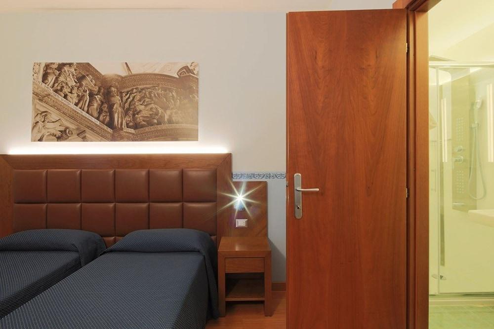 Hotel Terminus&Plaza Pisa Exterior foto
