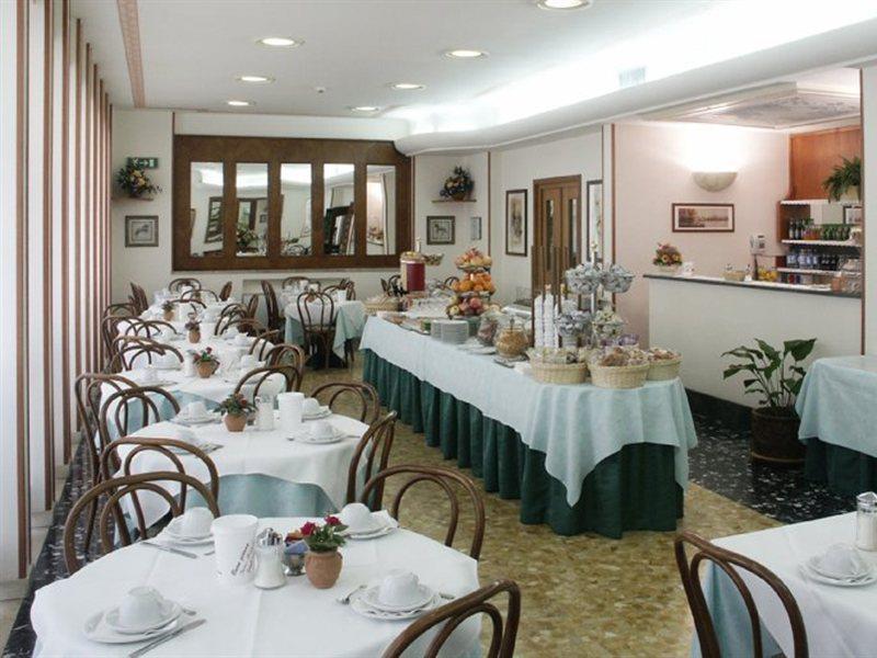 Hotel Terminus&Plaza Pisa Exterior foto